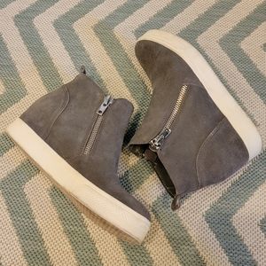 Steve Madden Wedgie leather booties size 9.5
